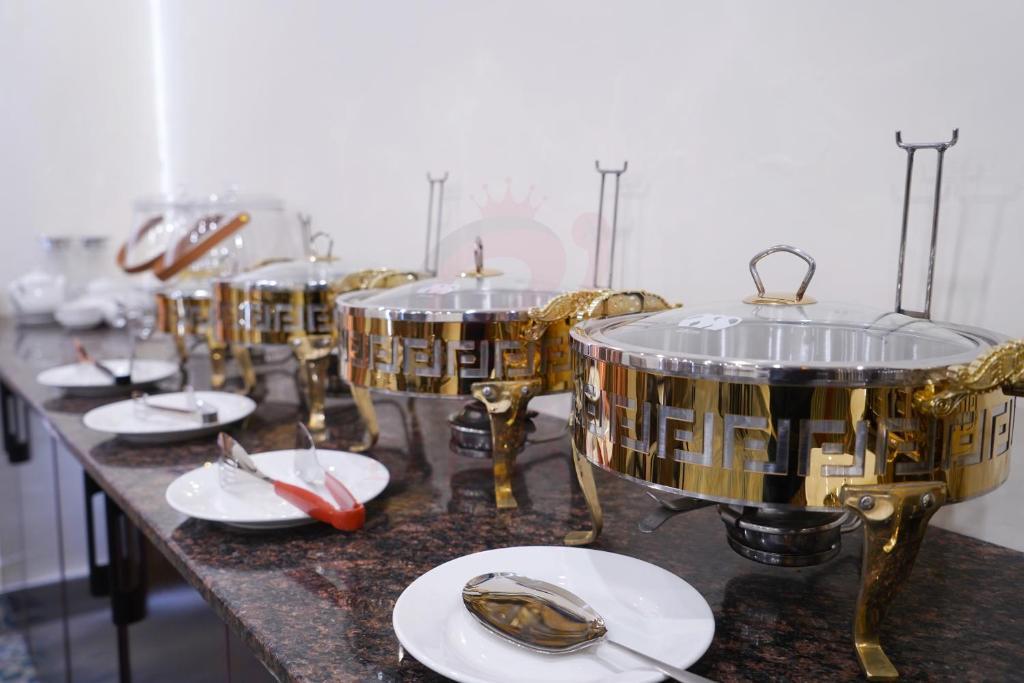 Multi-cuisine buffet area