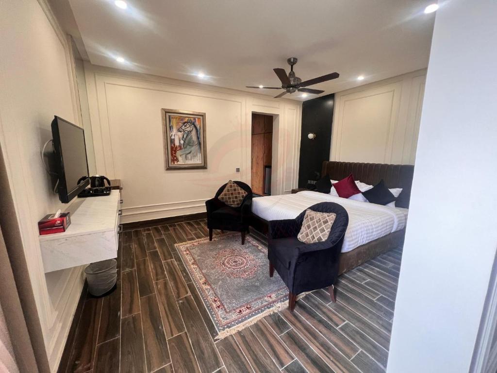 Family Suite at Hotel Elegant Executive Suites Multan