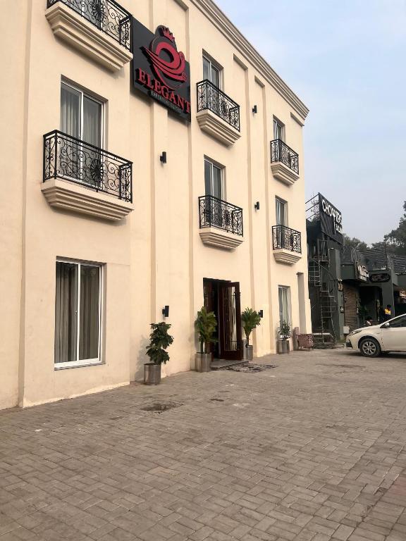 Hotel Elegant Executive Suites, Gulgasht Colony, Multan